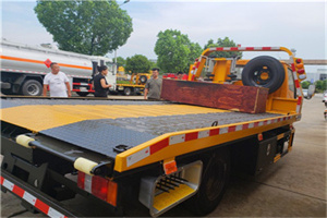 卓资附近拖车电话号码服务